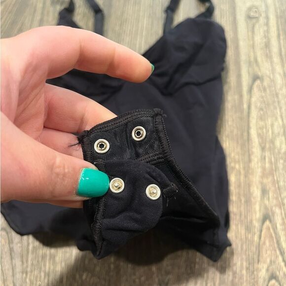 NWOT Skims Shapewear Seamless Sculpt Brief Thong Bodysuit Scoop Neck Onyx Size L - Picture 2 of 4